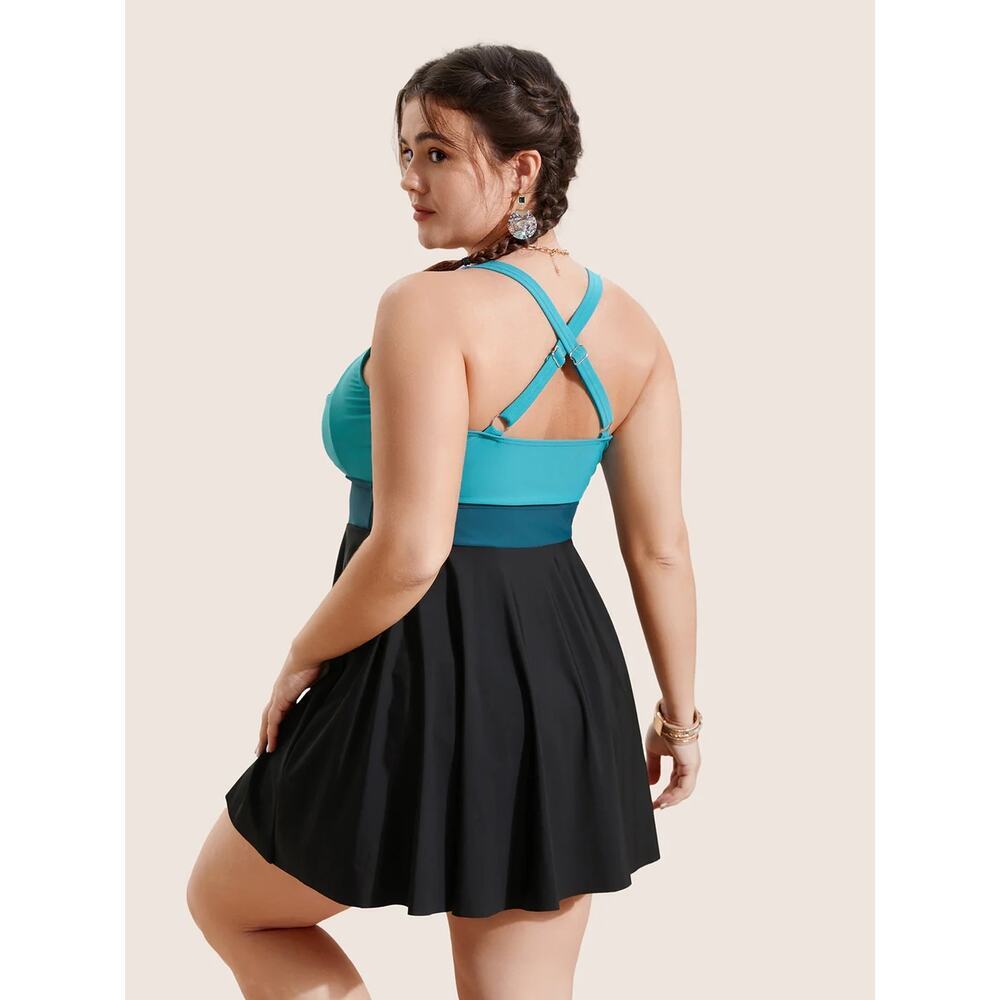 🔥SALE Size 14 16 1X Plus Size Heart Neckline Tummy Control Swim Dress BloomChic - Picture 2 of 7